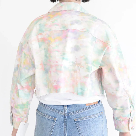 For Love  & Lemons Delphine Tie-Dye Print Cropped Denim Button Up Jacket L NWT - Picture 3 of 13